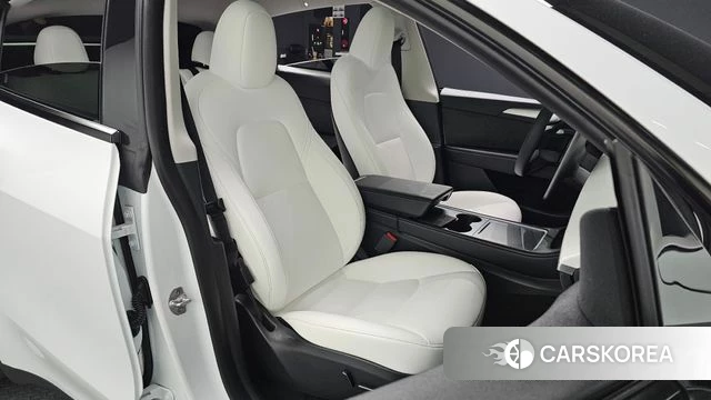 Tesla Model Y id 4757628 из Кореи 32