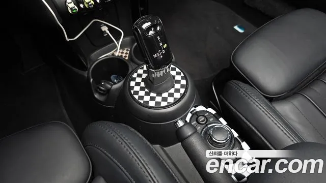 Mini Cooper S Convertible id 2852874 из Кореи 19