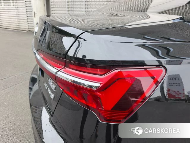 Audi A6L id 4272455 из Китая 13