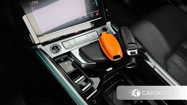Audi e-Tron id 4631369 из Кореи 32