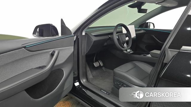 Tesla Model Y id 4644936 из Кореи 31