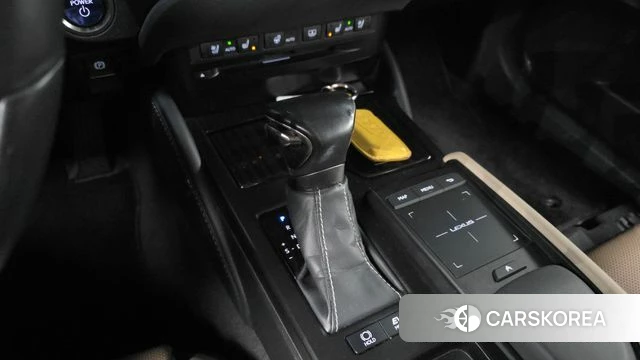 Lexus ES300h 7th generation id 3880004 из Кореи 19