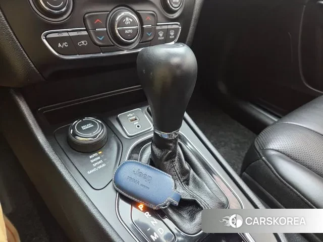 Jeep Cherokee (KL) id 3643726 из Кореи 19