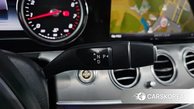 Mercedes-Benz E-Class W213 id 3408299 из Кореи 19