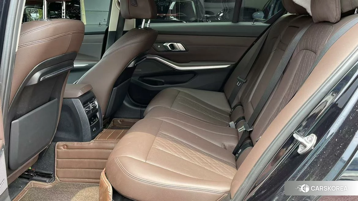 BMW 3 series id 4452983 из Китая 14