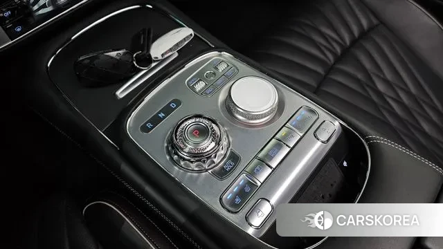 Genesis G90 (RS4) id 3268292 из Кореи 19