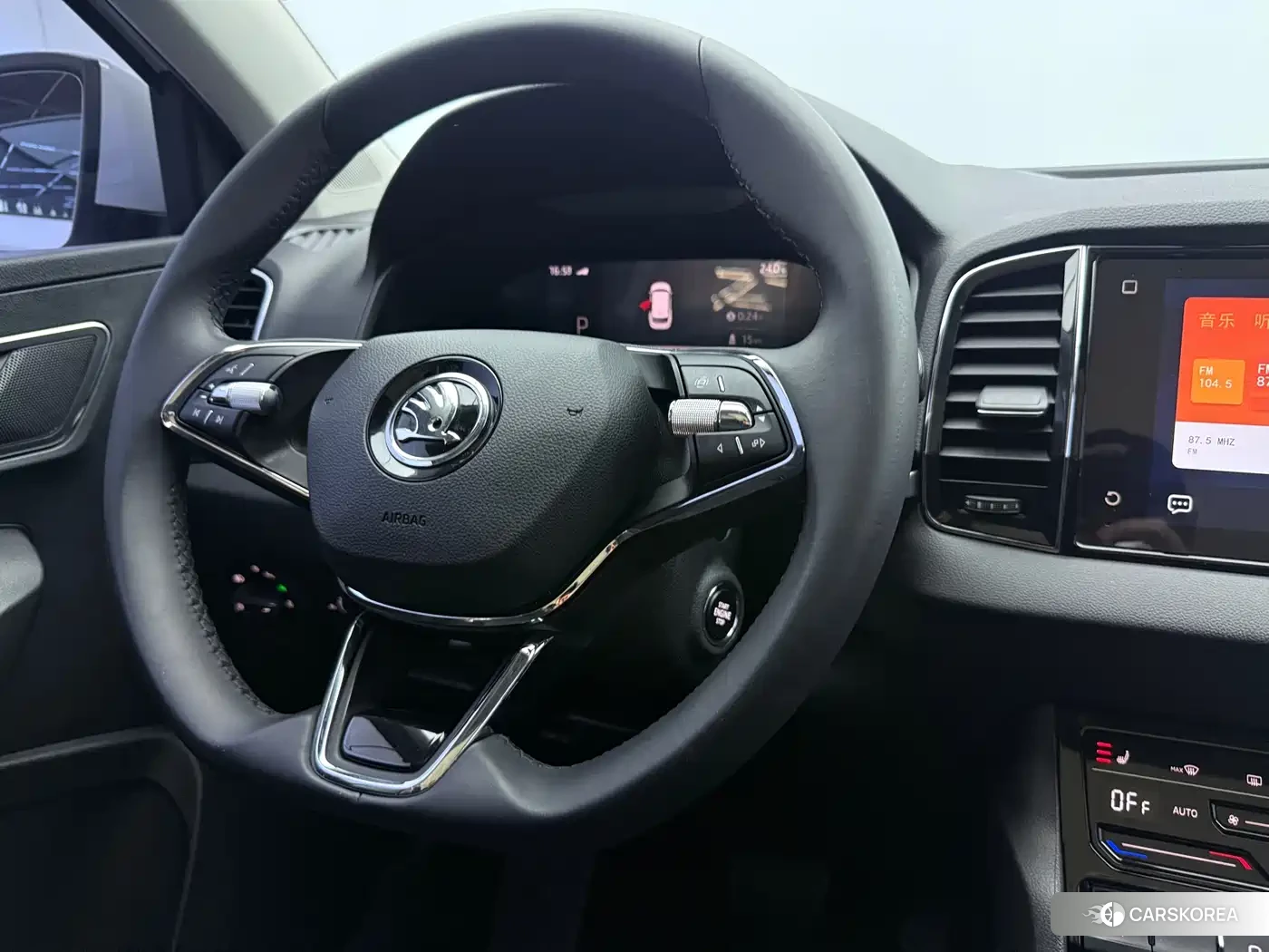 Skoda Krok id 4565093 из Китая 23