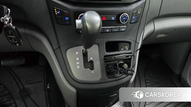 Hyundai The New Grand Starex id 4637847 из Кореи 29
