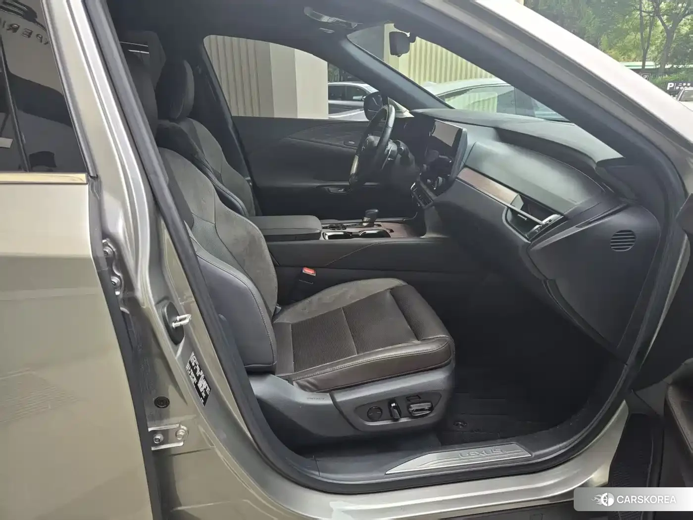 Lexus RX New Energy id 4570462 из Китая 11