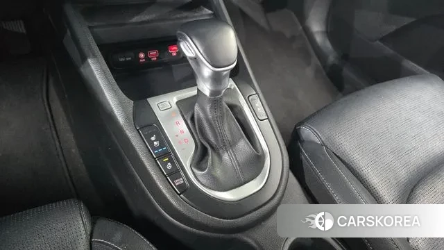 Kia Come New K3 id 3717419 из Кореи 19