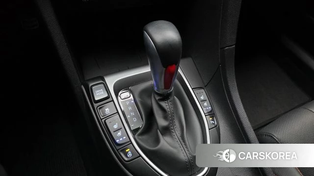 Hyundai Veloster (JS) id 3894115 из Кореи 19