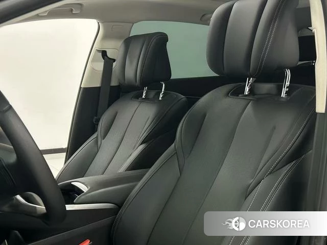 Buick Lacrosse id 4209903 из Китая 9