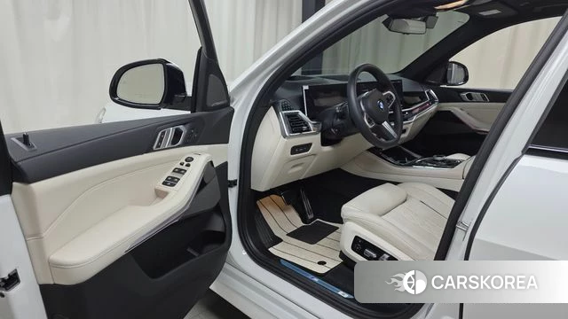 BMW X5 (G05) id 4686347 из Кореи 34