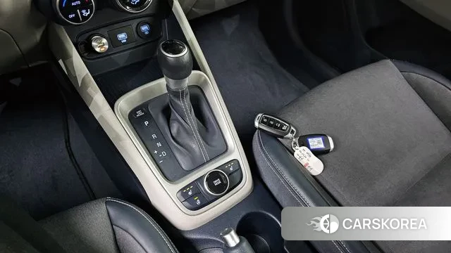 Hyundai Venue id 3202976 из Кореи 19