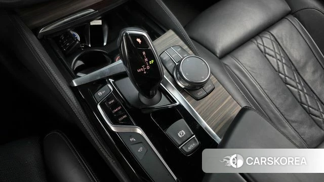 BMW 5 Series (G30) id 4781232 из Кореи 31