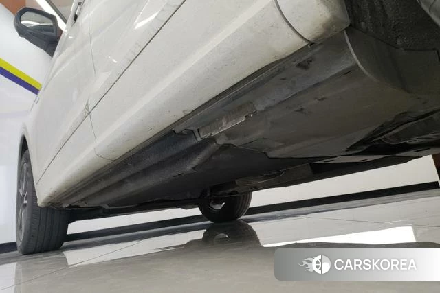 Audi Q5L id 4328867 из Китая 16