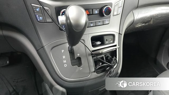 Hyundai The New Grand Starex id 4179463 из Кореи 19