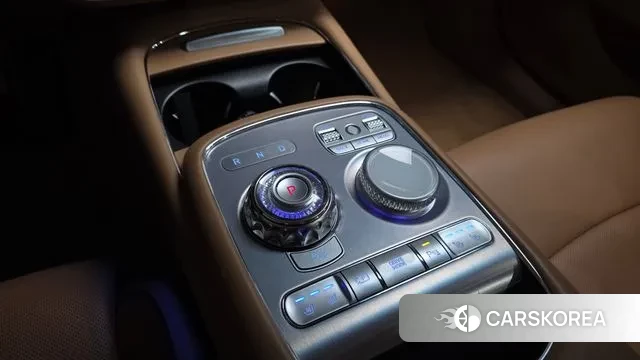 Genesis G90 (RS4) id 3462944 из Кореи 19