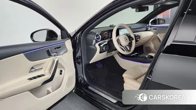 Mercedes-Benz A-Class W177 id 3488749 из Кореи 19