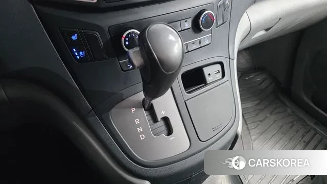 Hyundai The New Grand Starex id 3588411 из Кореи 19