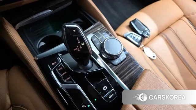 BMW 5 Series (G30) id 3411509 из Кореи 19