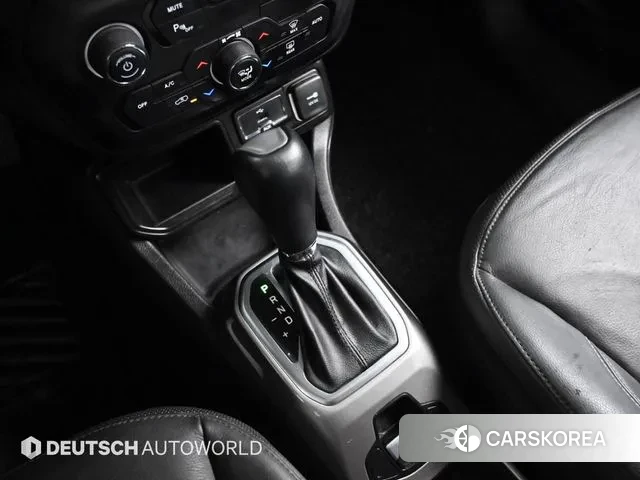 Jeep Renegade id 3295988 из Кореи 19