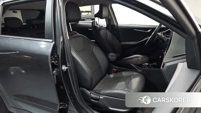 Kia Di Ol Nu Niro id 3406228 из Кореи 19