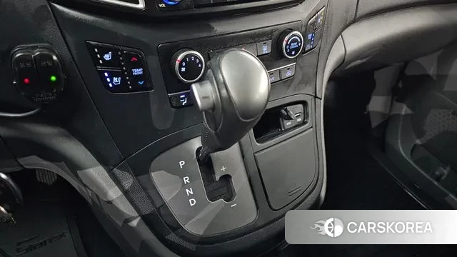 Hyundai The New Grand Starex id 3423104 из Кореи 19