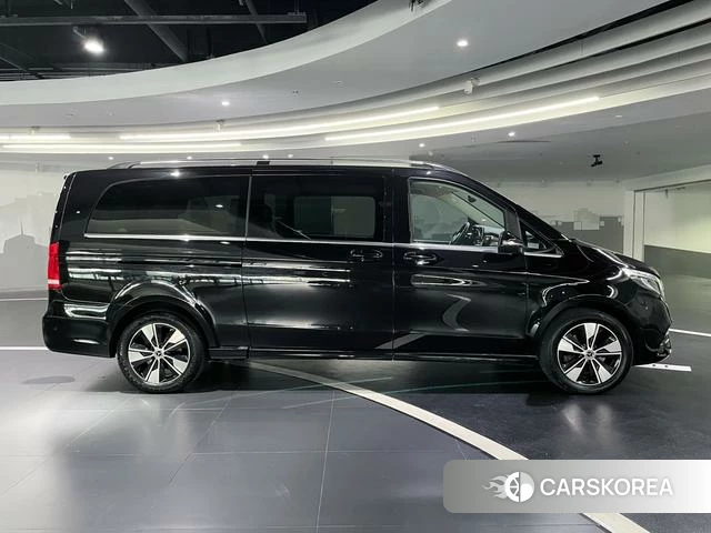 Mercedes-Benz V-class id 4263809 из Китая 20