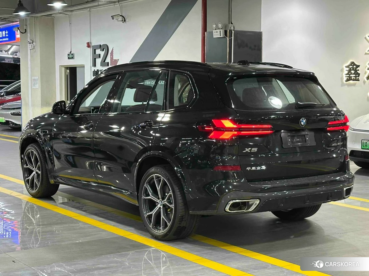 BMW X5 id 4461978 из Китая 17