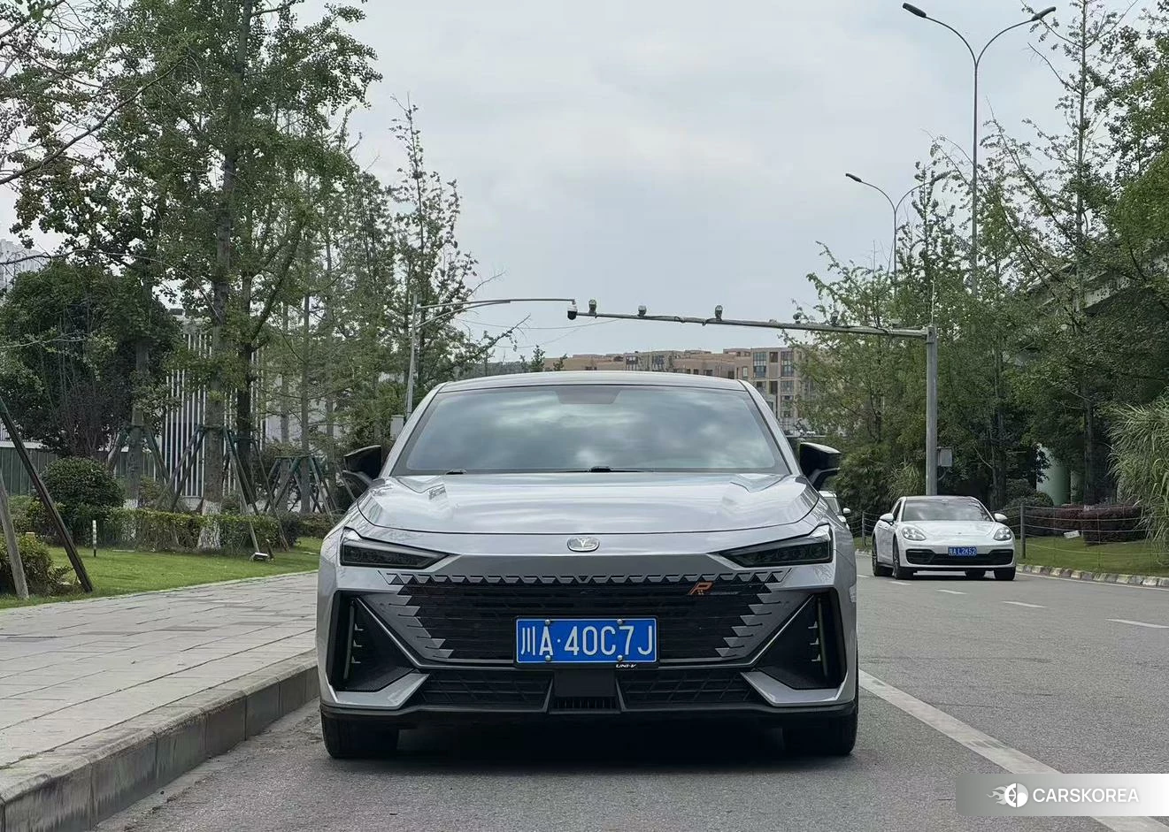 Chang'an UNI-V id 4405782 из Китая 9
