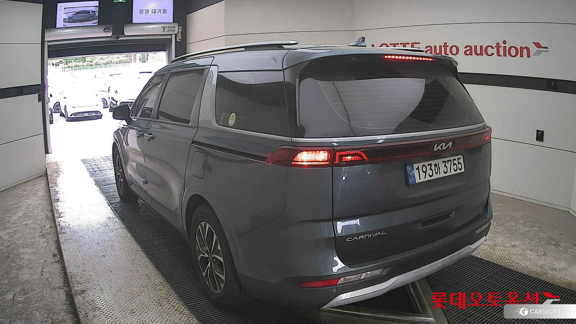 Kia Carnival id 4312628 из Кореи 37