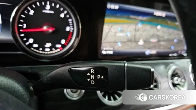 Mercedes-Benz E-Class W213 id 3308088 из Кореи 19