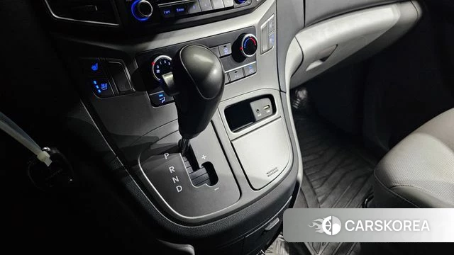 Hyundai The New Grand Starex id 4647109 из Кореи 19