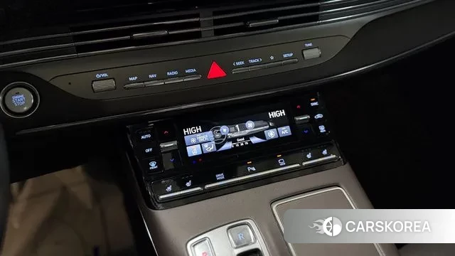 Hyundai The New Grandeur IG Hybrid id 3577935 из Кореи 19