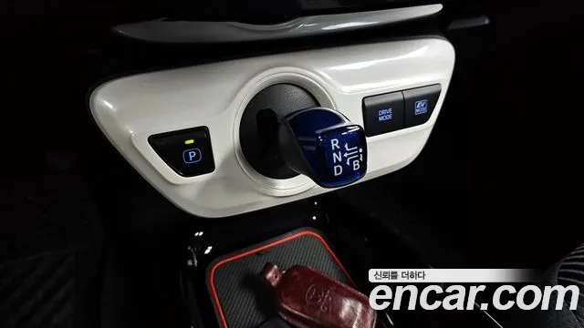 Toyota Prius 4th Generation id 2928337 из Кореи 19