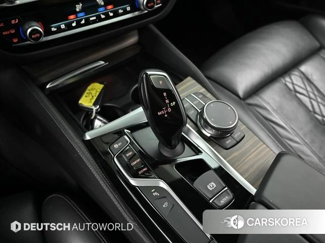 BMW 5 Series (G30) id 3886475 из Кореи 19