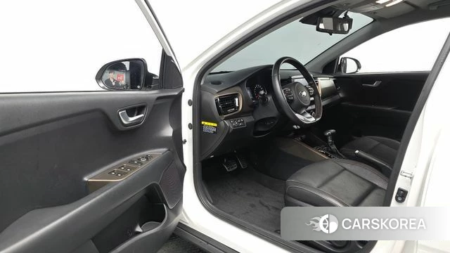 Kia Stonic id 4285822 из Кореи 31