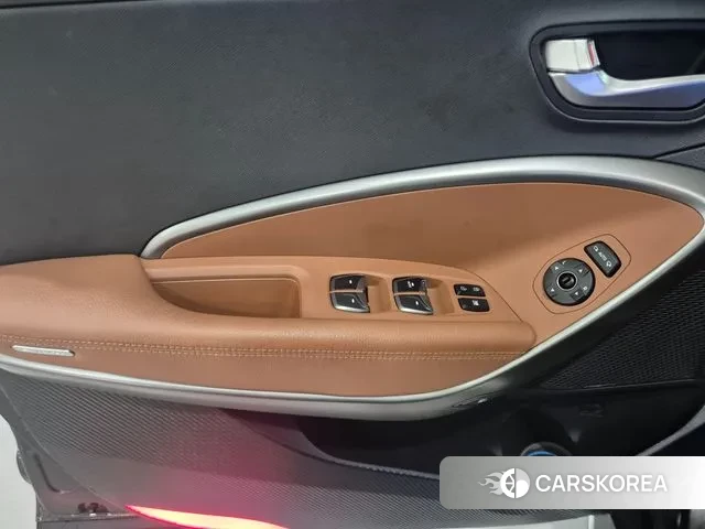 Hyundai Santa Fe The Prime id 3077040 из Кореи 19