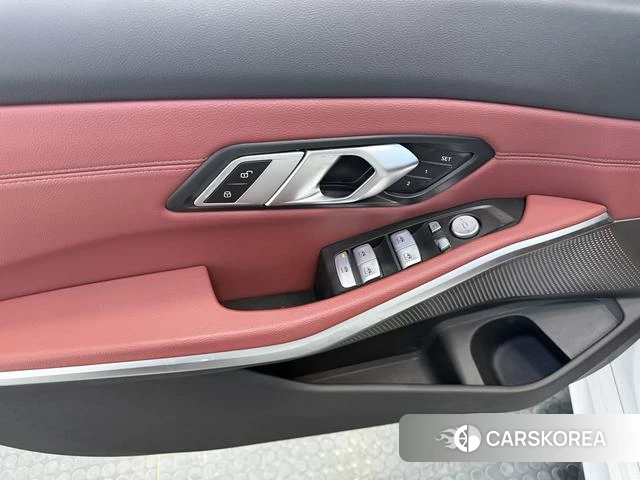 BMW 3 series id 4342236 из Китая 21