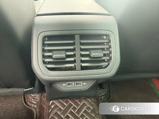 Volkswagen Bora id 4256547 из Китая 18