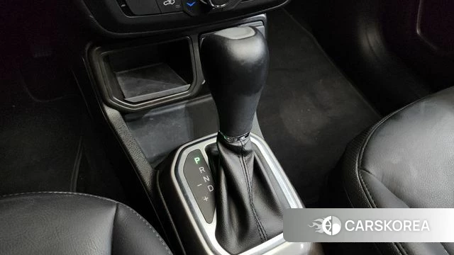 Jeep Renegade id 3898408 из Кореи 19