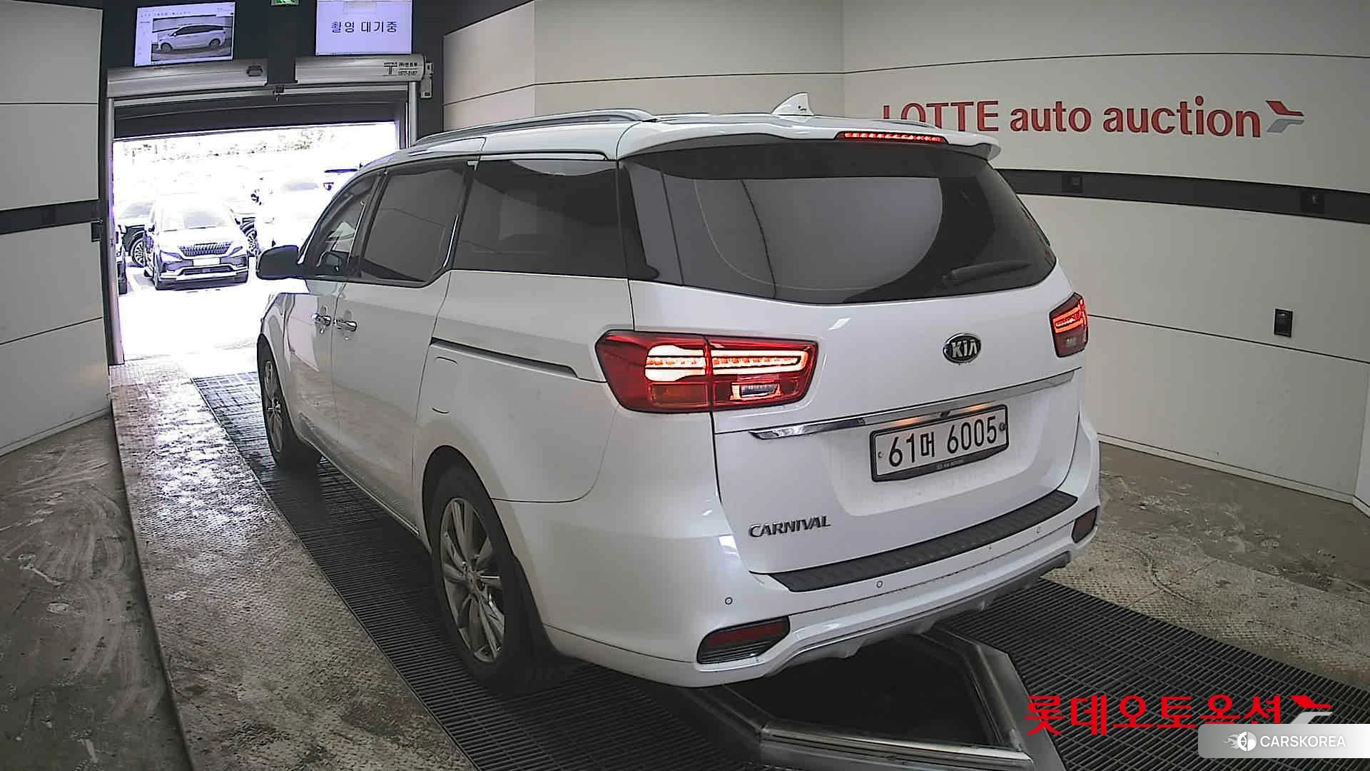 Kia Carnival id 3869437 из Кореи 36