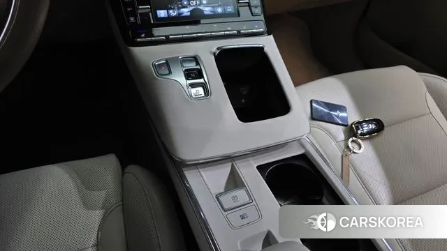 Hyundai The New Grandeur IG id 3407544 из Кореи 19