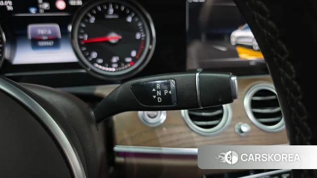 Mercedes-Benz E-Class W213 id 4717596 из Кореи 32