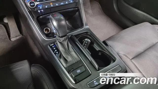 Hyundai Grandeur IG id 2412970 из Кореи 19