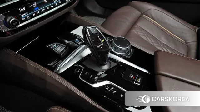 BMW 5 Series (G30) id 3003590 из Кореи 19