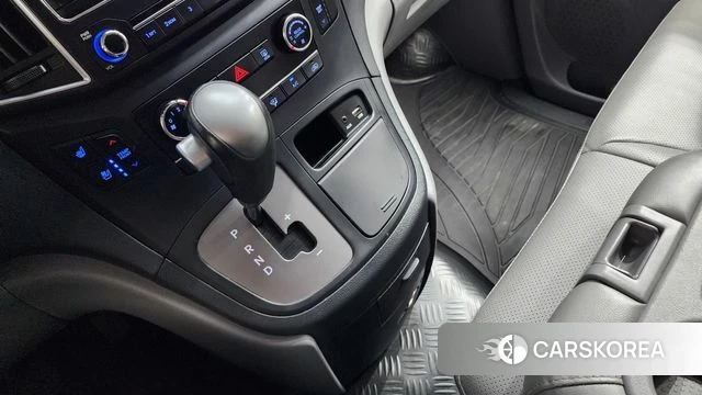 Hyundai The New Grand Starex id 4906961 из Кореи 29
