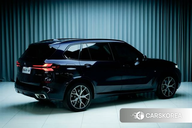 BMW X5 id 4265141 из Китая 9