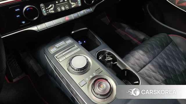 Genesis GV70 id 3940402 из Кореи 19